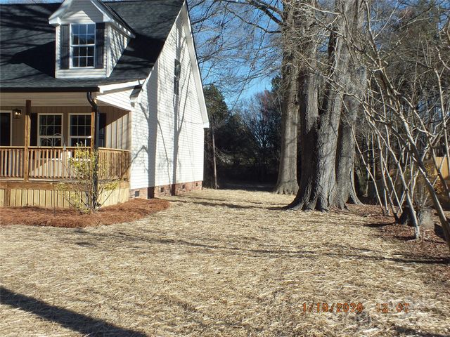 2425 Kershaw Camden Highway, Lancaster, SC 29720