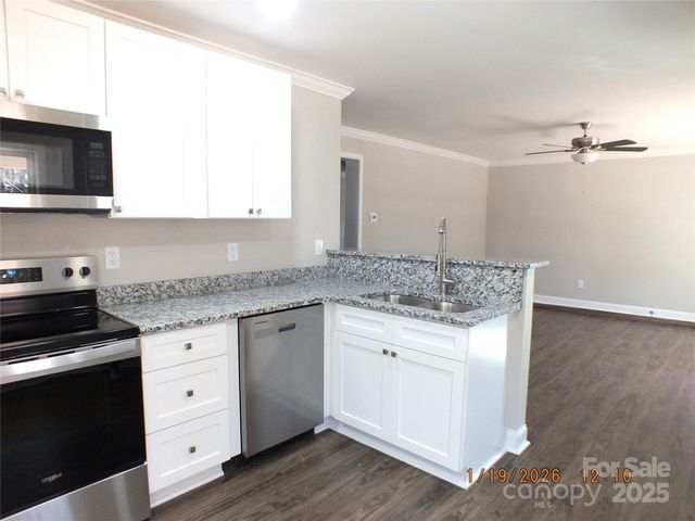 2425 Kershaw Camden Highway, Lancaster, SC 29720