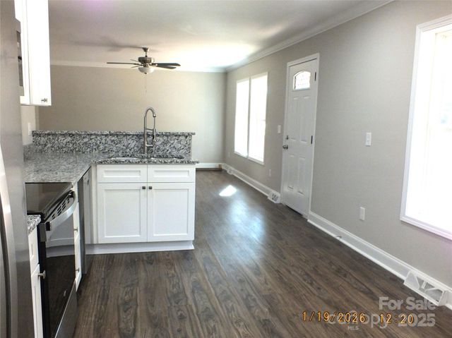 2425 Kershaw Camden Highway, Lancaster, SC 29720