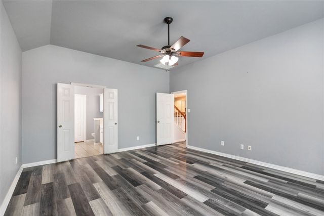 4952 Paddock Drive, Fort Worth, TX 76244