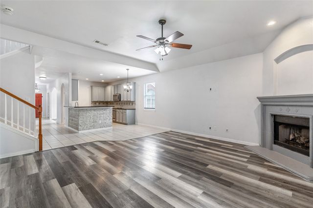 4952 Paddock Drive, Fort Worth, TX 76244