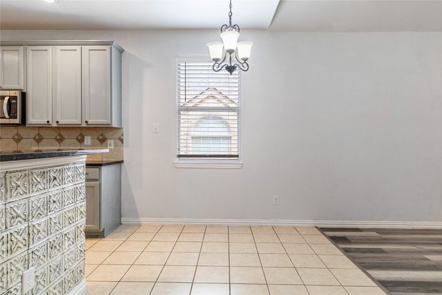 4952 Paddock Drive, Fort Worth, TX 76244