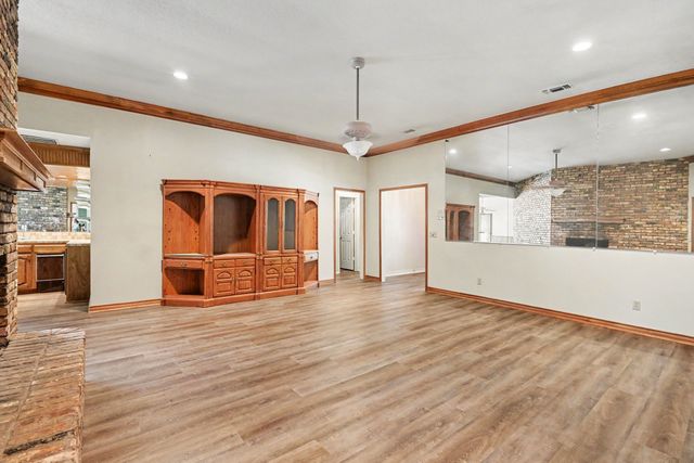275 Salesville Road, Mineral Wells, TX 76067
