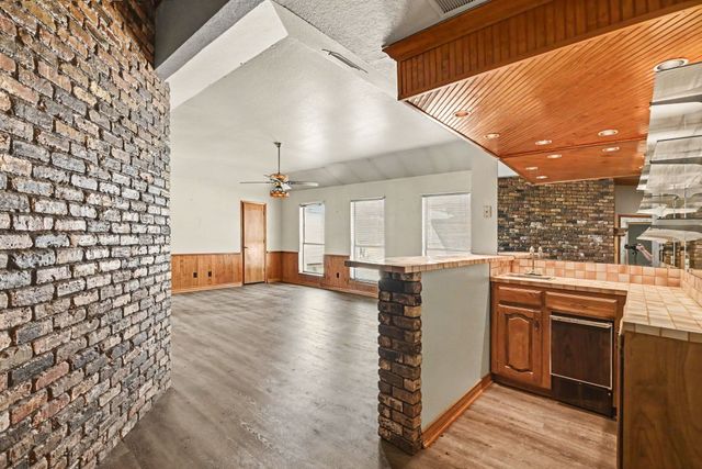 275 Salesville Road, Mineral Wells, TX 76067
