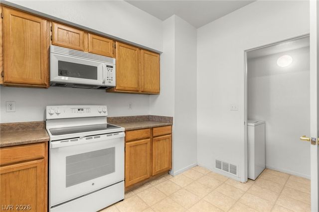 6650 West Warm Springs Road 1080, Las Vegas, NV 89118