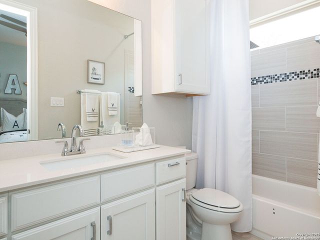 8439 Sierra Hermosa, San Antonio, TX 78255