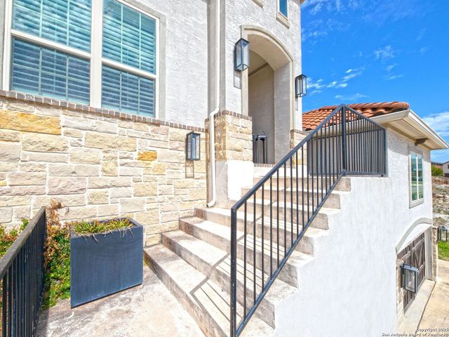8439 Sierra Hermosa, San Antonio, TX 78255