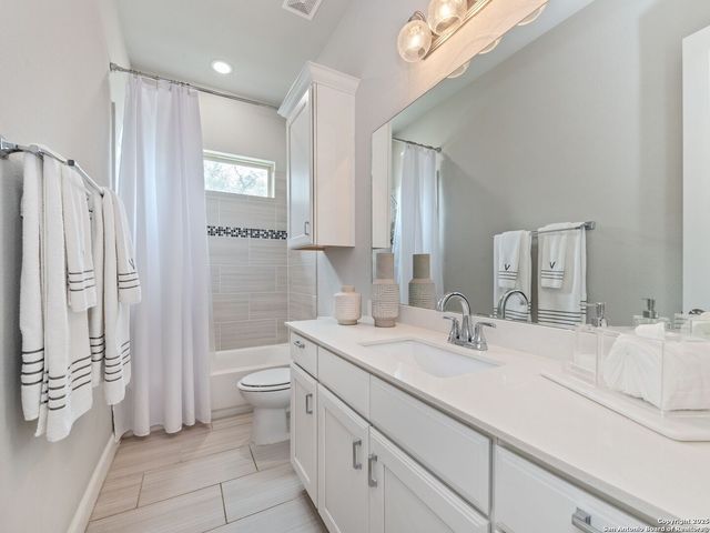 8439 Sierra Hermosa, San Antonio, TX 78255