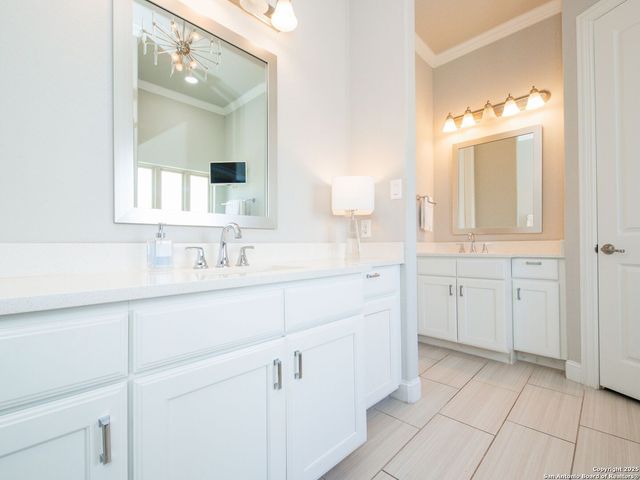 8439 Sierra Hermosa, San Antonio, TX 78255