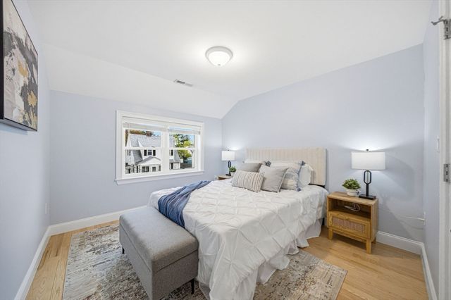 30 Arnold St 30, Quincy, MA 02169