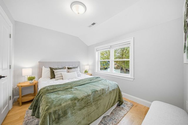 30 Arnold St 30, Quincy, MA 02169