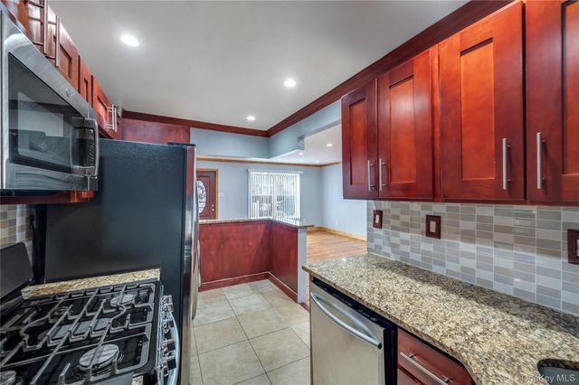 150-43 113th Avenue, Jamaica, NY 11433