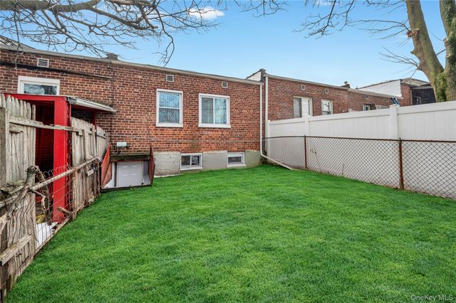 150-43 113th Avenue, Jamaica, NY 11433