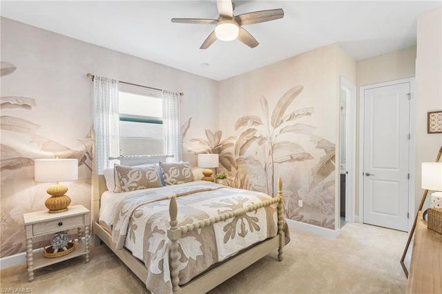 12058 Mimosa ST, Naples, FL 34120