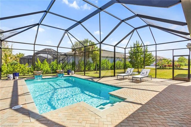 12058 Mimosa ST, Naples, FL 34120