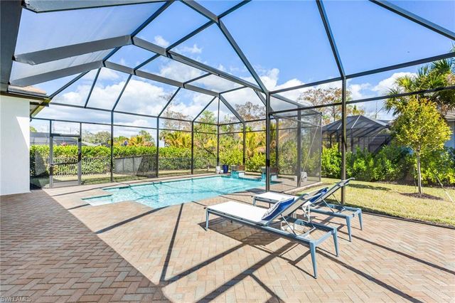 12058 Mimosa ST, Naples, FL 34120