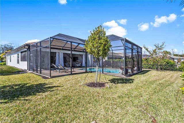 12058 Mimosa ST, Naples, FL 34120