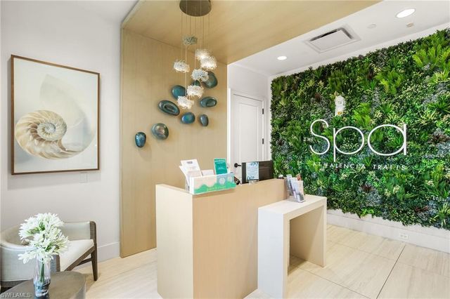 12058 Mimosa ST, Naples, FL 34120