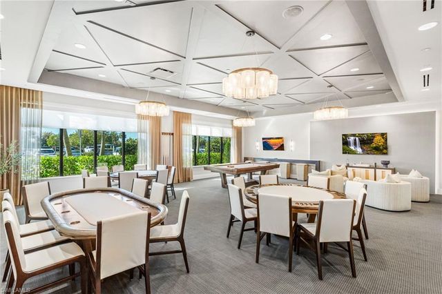 12058 Mimosa ST, Naples, FL 34120