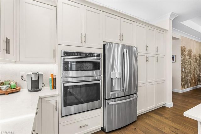 12058 Mimosa ST, Naples, FL 34120