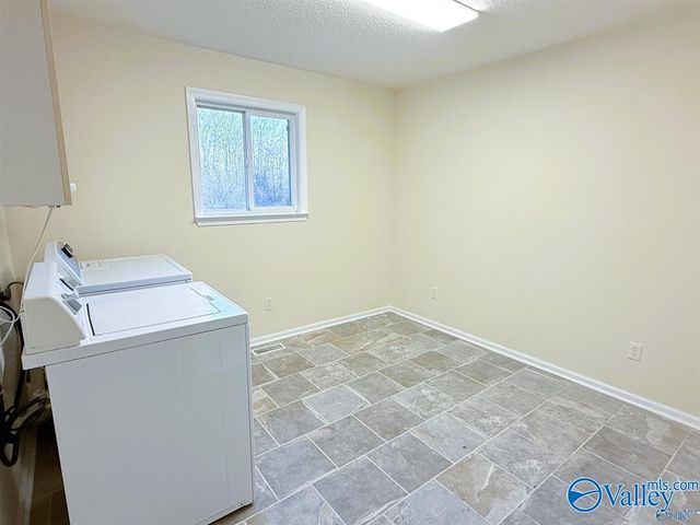 829 10th Street NW, Arab, AL 35016