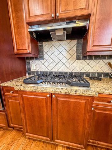 128 Highcrest Drive, Acworth, GA 30101