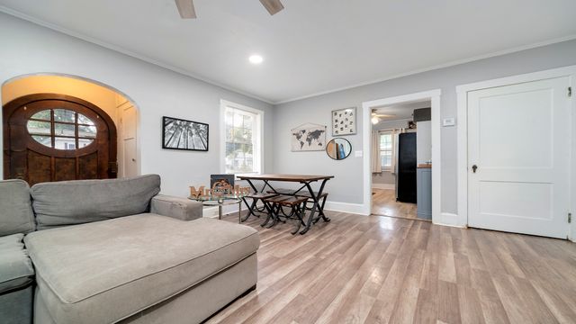 708 W Washington Street, Oregon, IL 61061