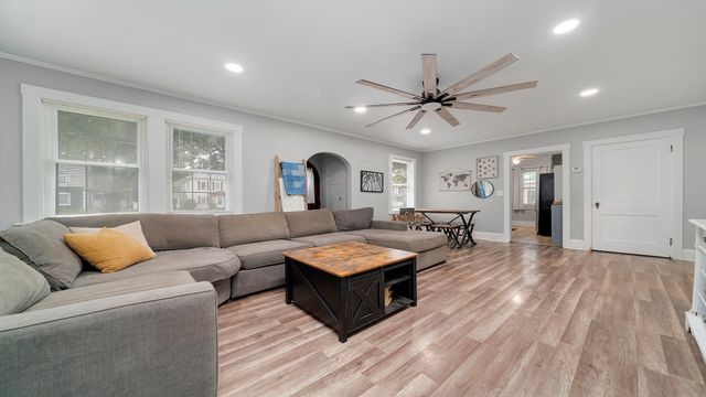 708 W Washington Street, Oregon, IL 61061