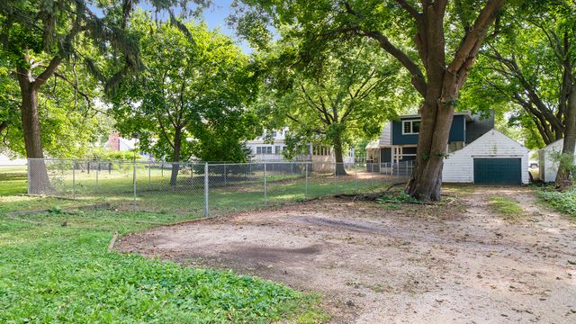 708 W Washington Street, Oregon, IL 61061