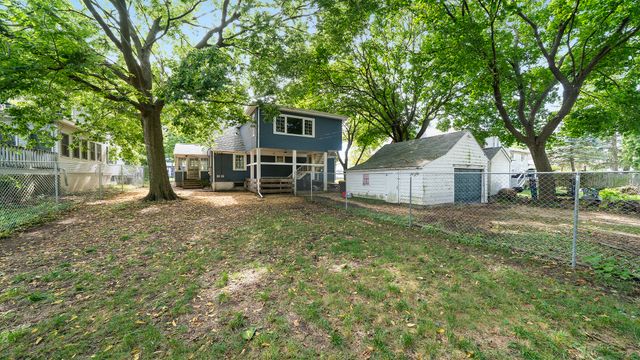 708 W Washington Street, Oregon, IL 61061