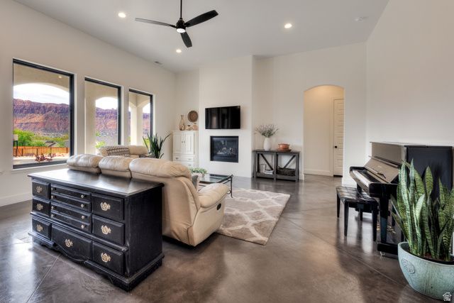 2211 CAMINO DEL CARNERO, Moab, UT 84532