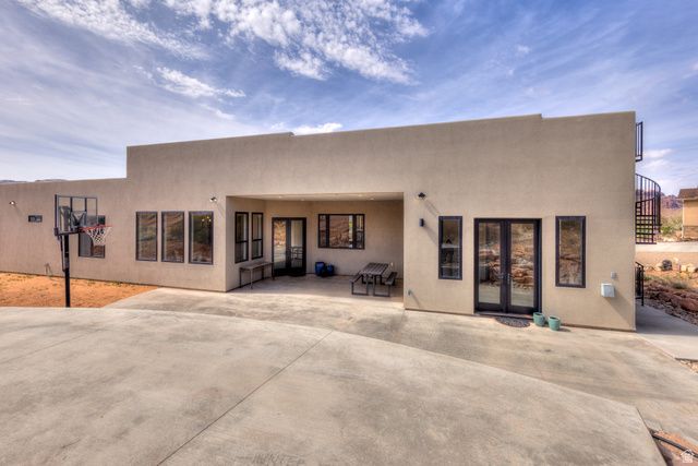 2211 CAMINO DEL CARNERO, Moab, UT 84532