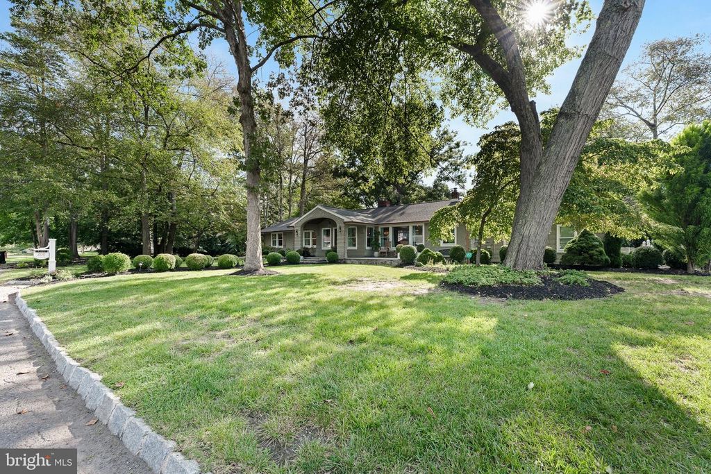 200 E LAKE BLVD, MEDFORD, NJ 08055 — photo 3