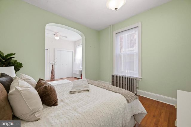 1127 GREEN ST, Philadelphia, PA 19123
