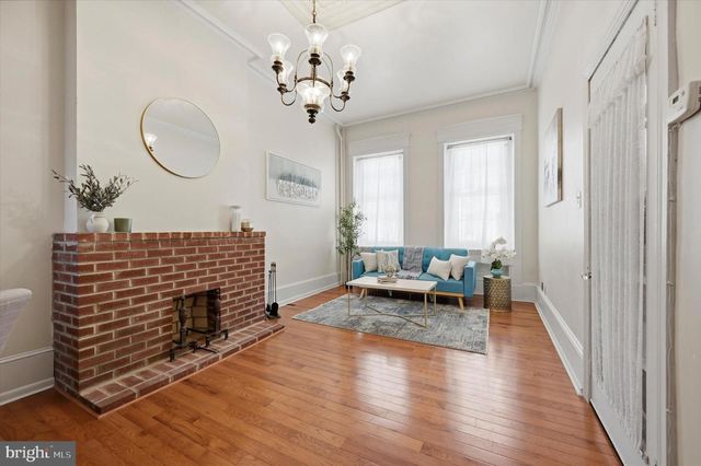 1127 GREEN ST, Philadelphia, PA 19123