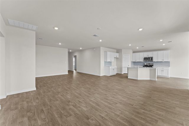 375 ELKINS PRAIRIE DR, Lockhart, TX 78644