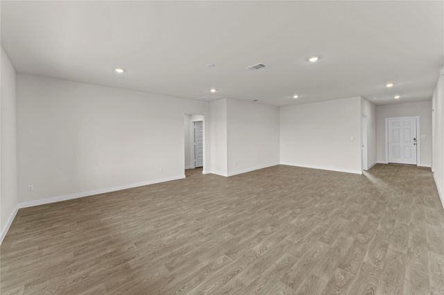 375 ELKINS PRAIRIE DR, Lockhart, TX 78644