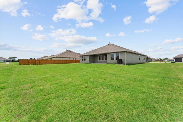 375 ELKINS PRAIRIE DR, Lockhart, TX 78644