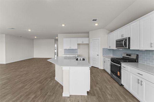 375 ELKINS PRAIRIE DR, Lockhart, TX 78644