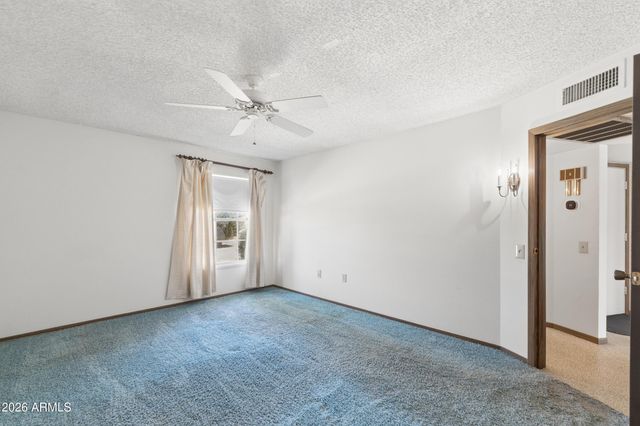 10538 W PALMERAS Drive, Sun City, AZ 85373