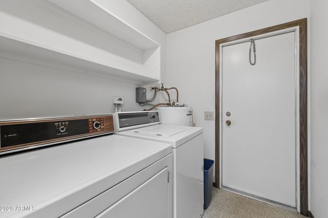 10538 W PALMERAS Drive, Sun City, AZ 85373