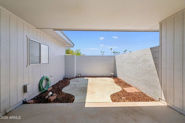 10538 W PALMERAS Drive, Sun City, AZ 85373