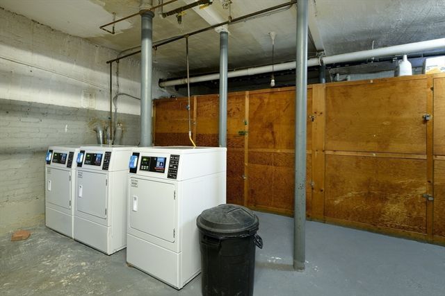 15 Colliston Rd 6, Boston, MA 02135