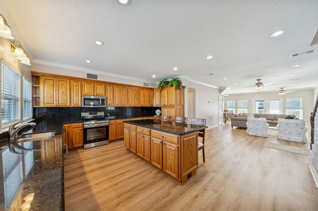 22105 Zapata Drive, Galveston, TX 77554