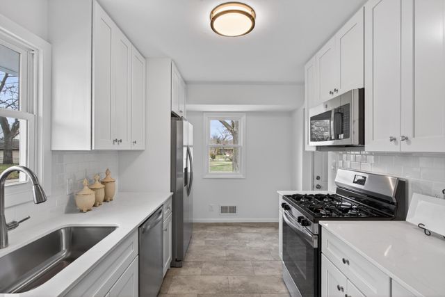 4301 Penn Avenue N, Minneapolis, MN 55412