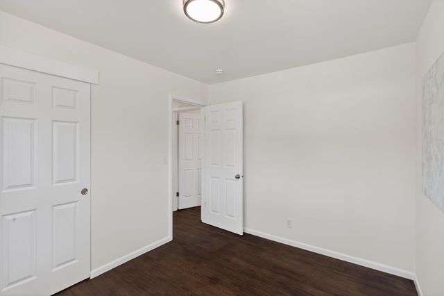 4301 Penn Avenue N, Minneapolis, MN 55412