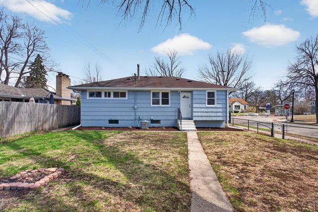 4301 Penn Avenue N, Minneapolis, MN 55412