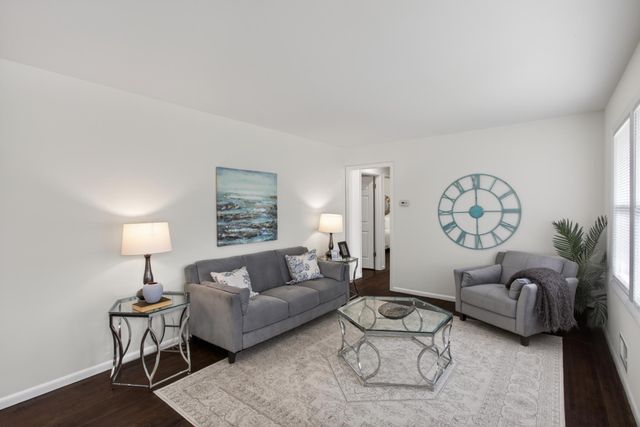 4301 Penn Avenue N, Minneapolis, MN 55412