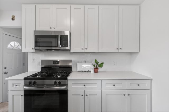 4301 Penn Avenue N, Minneapolis, MN 55412