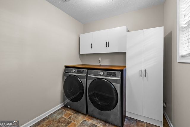 61 Thorne Berry Drive, Hampton, GA 30228